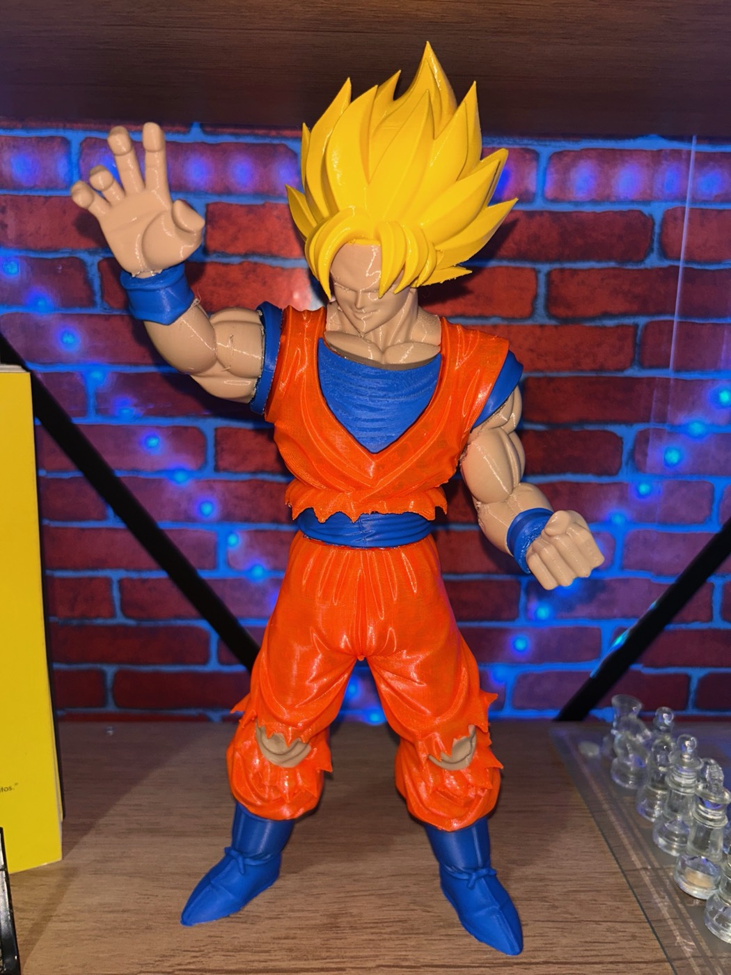 Figura Goku Super Saiyajin 3D
