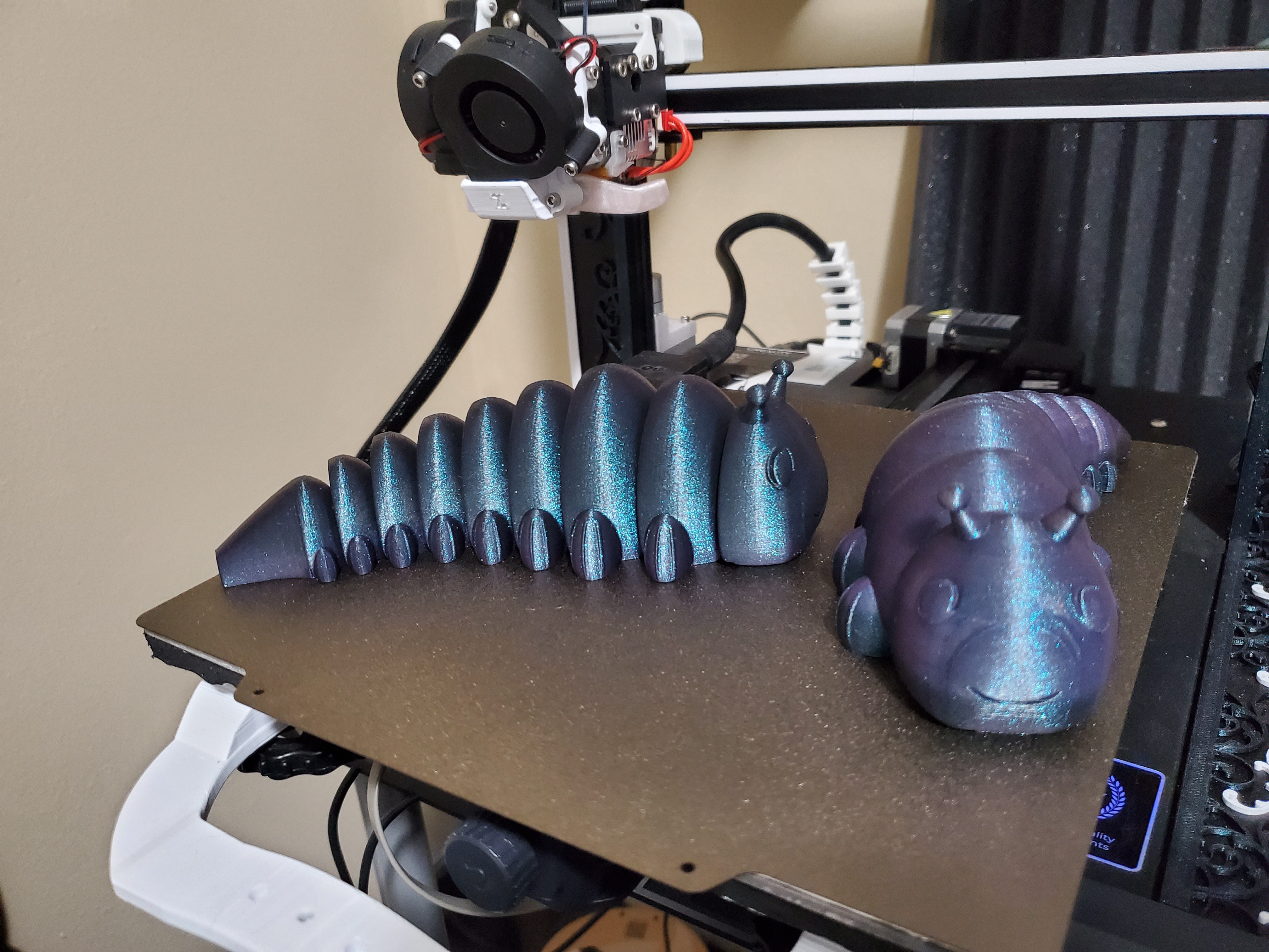 Lagarta articulada 11 cm print-in-place